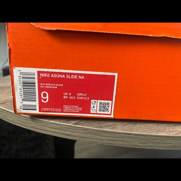 Nike Asuna Slide “Black” - Picture 4 of 4